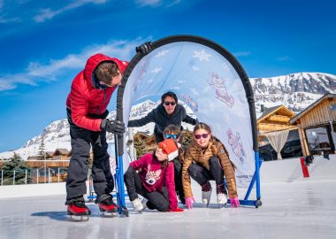 Activités sportives et de loisirs hiver – Famille