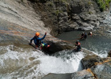 Journée eaux vives – rafting et canyoning avec No Limit Rafting