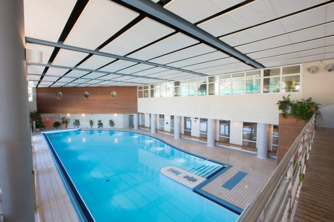 Piscine couverte_Alpe d&rsquo;Huez