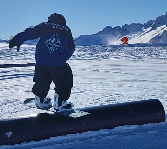 Snowboard Instructor Icaro-Snowboard_Les deux alpes