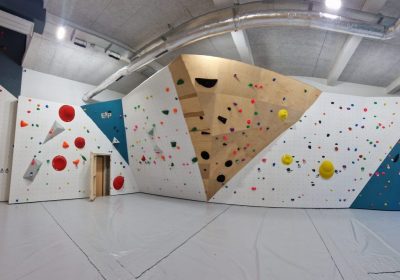 Initiation à l&rsquo;escalade – Vivez la verticalité en toute confiance !