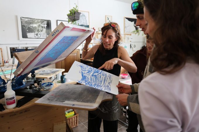 Stage de sérigraphie – Atelier Do it yourself avec L&rsquo;Ile de Dante_Villar-d&rsquo;Arêne
