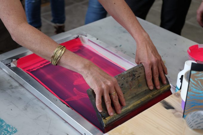 Stage de sérigraphie – Atelier Do it yourself avec L&rsquo;Ile de Dante_Villar-d&rsquo;Arêne