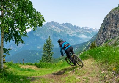 Initiation au VTT pour les ADOS