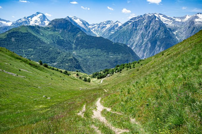 Vue sur les Ectins depuis sous le col de Cluy