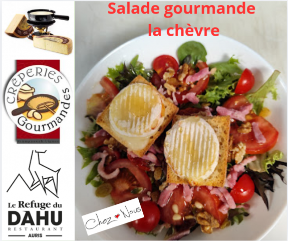 Salade gourmande au chevre chaud et produits frais