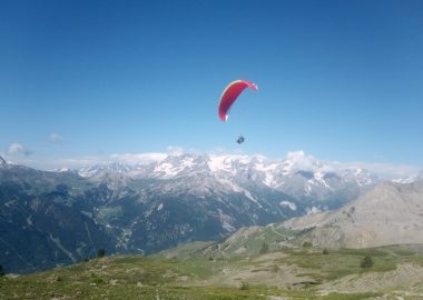 Baptême de l&rsquo;air biplace avec Axesse Parapente – Été